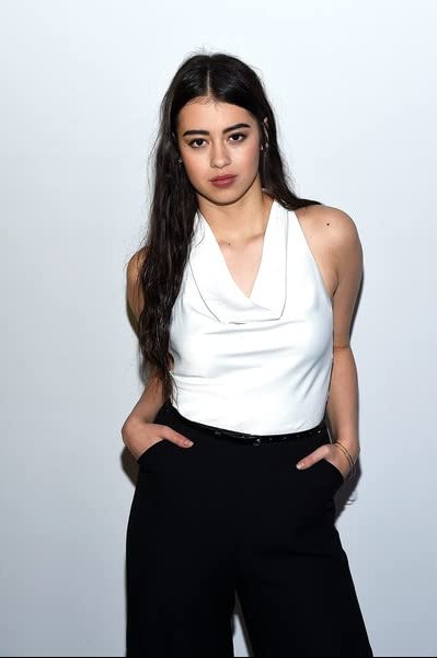 Amber Midthunder Fotoğrafı