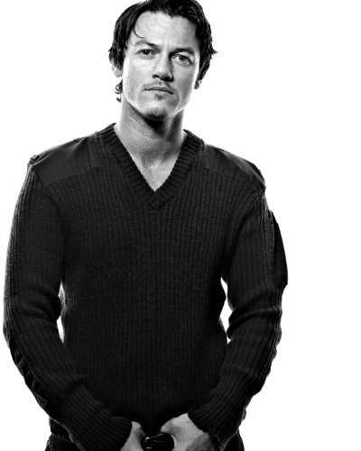 Luke Evans Fotoğrafı