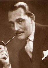 Warwick Ward fotoğrafı