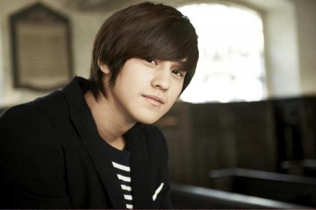 Kim Bum Fotoğrafı
