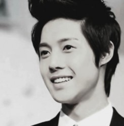 Kim Hyun Joong Fotoğrafı