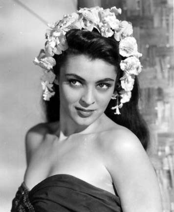 Suzan Ball Fotoğrafı