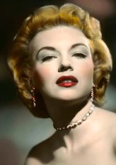 Kathleen Hughes fotoğrafı