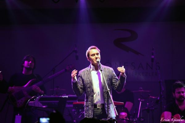 Mustafa Ceceli Fotoğrafı