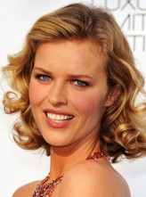 Eva Herzigová fotoğrafı