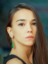 Türkü Turan fotoğrafı