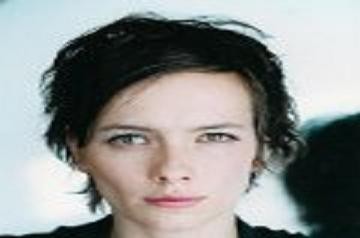 Julie-Anne Roth Fotoğrafı