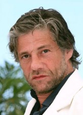 Birol Ünel fotoğrafı