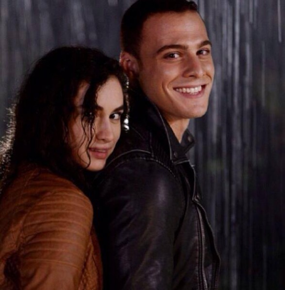 Hande Doğandemir Fotoğrafı