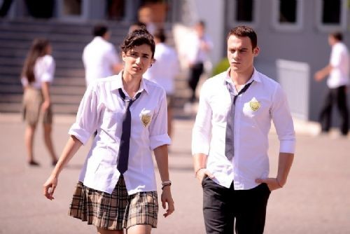 Hande Doğandemir Fotoğrafı