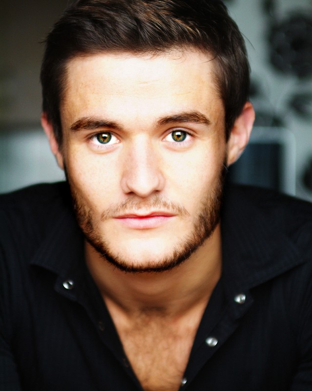 Mark Evans Fotoğrafı