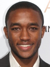 Lee Thompson Young fotoğrafı