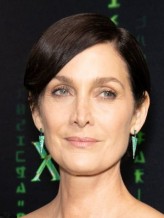 Carrie-Anne Moss fotoğrafı