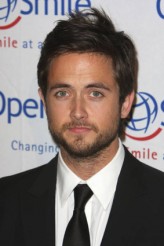 Justin Chatwin fotoğrafı