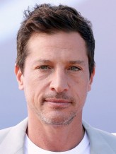 Simon Rex fotoğrafı