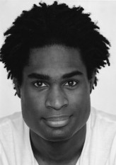 Ako Mitchell fotoğrafı