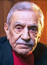 Aydemir Akbaş fotoğrafı