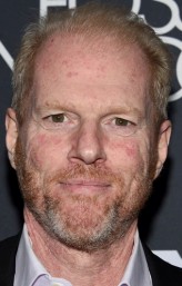 Noah Emmerich fotoğrafı