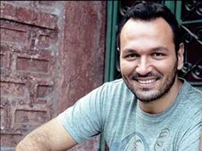 Ali Sunal Fotoğrafı