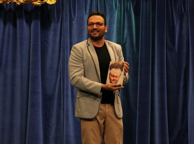 Ali Sunal Fotoğrafı