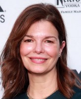 Jeanne Tripplehorn fotoğrafı