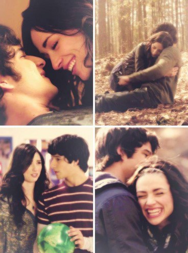 Crystal Reed Fotoğrafı