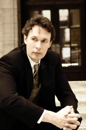 Chris Kerson fotoğrafı