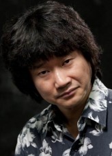 Lee Dong-yong fotoğrafı