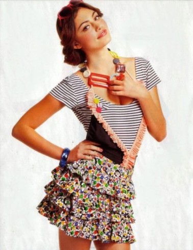 Phoebe Tonkin Fotoğrafı