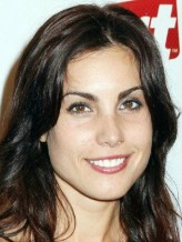 Carly Pope fotoğrafı