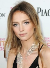 Stéphanie Crayencour fotoğrafı