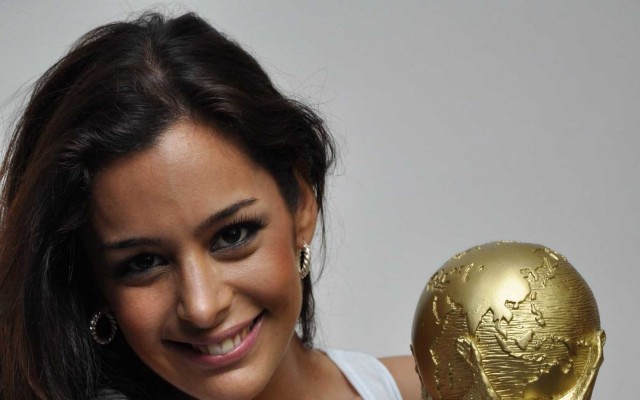 Larissa Riquelme Fotoğrafı