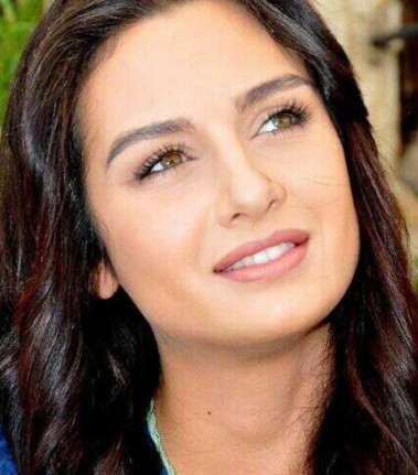 Birce Akalay Fotoğrafı