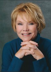 Erika Slezak fotoğrafı