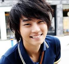 Yoon Si Yoon Fotoğrafı
