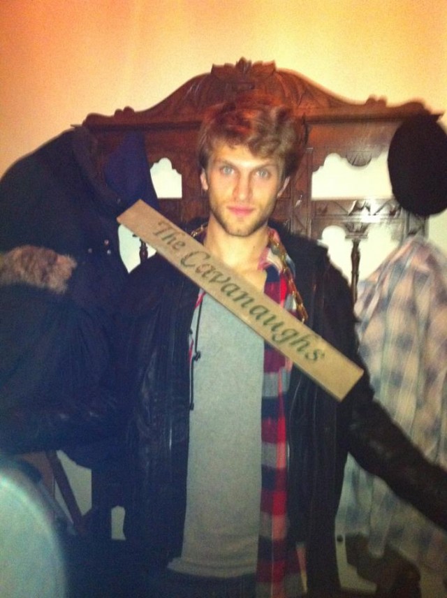 Keegan Allen fotoğrafı