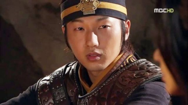 Lee Seung-hyo Fotoğrafı