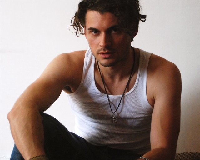 Adan Canto Fotoğrafı