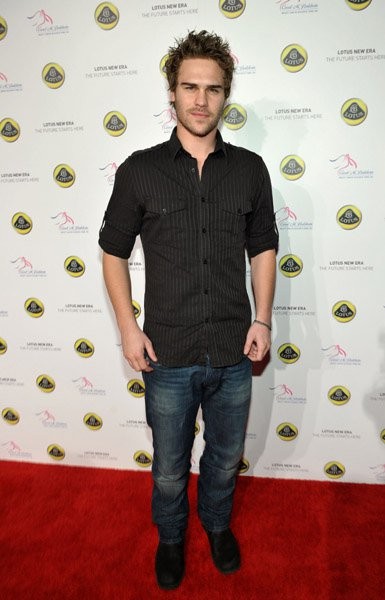 Grey Damon Fotoğrafı