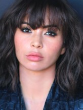 Jennifer Sun Bell fotoğrafı