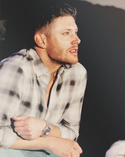 Jensen Ackles fotoğrafı