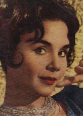 Muhterem Nur fotoğrafı