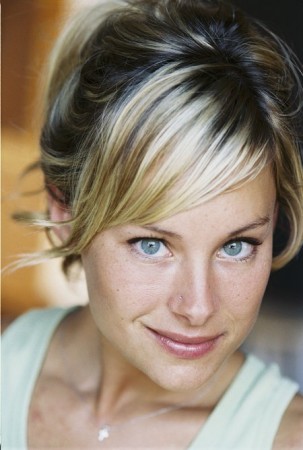 Alyshia Ochse Fotoğrafı