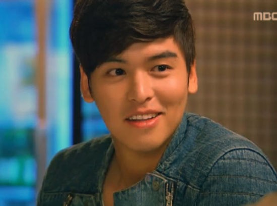 Lee Jang-woo Fotoğrafı