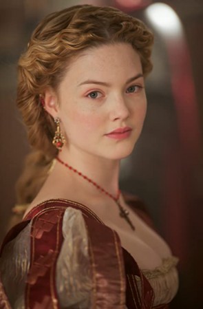 Holliday Grainger Fotoğrafı