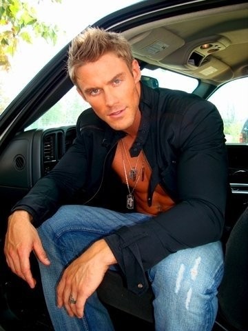 Jessie Pavelka Fotoğrafı