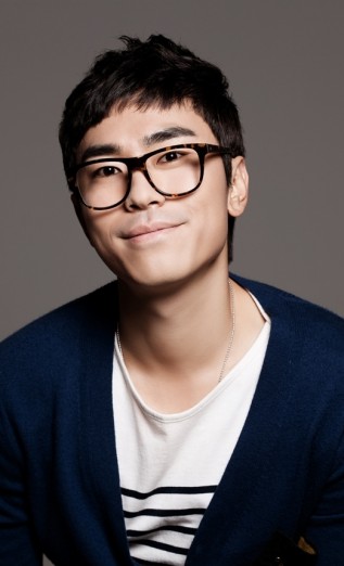 Lee Si-eon Fotoğrafı