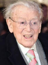 Jimmy Perry fotoğrafı
