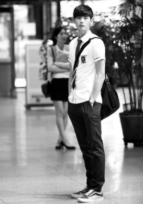 Lee Jong-suk Fotoğrafı