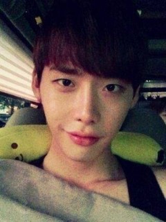 Lee Jong-suk Fotoğrafı